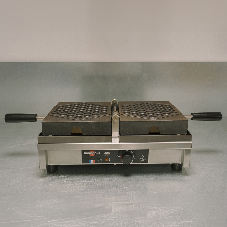 Gaufrier bubble Krampouz dans une cuisine professionnelle